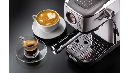 Hogyan tisztítsuk és vízkőtelenítsük a kávéfőzőt